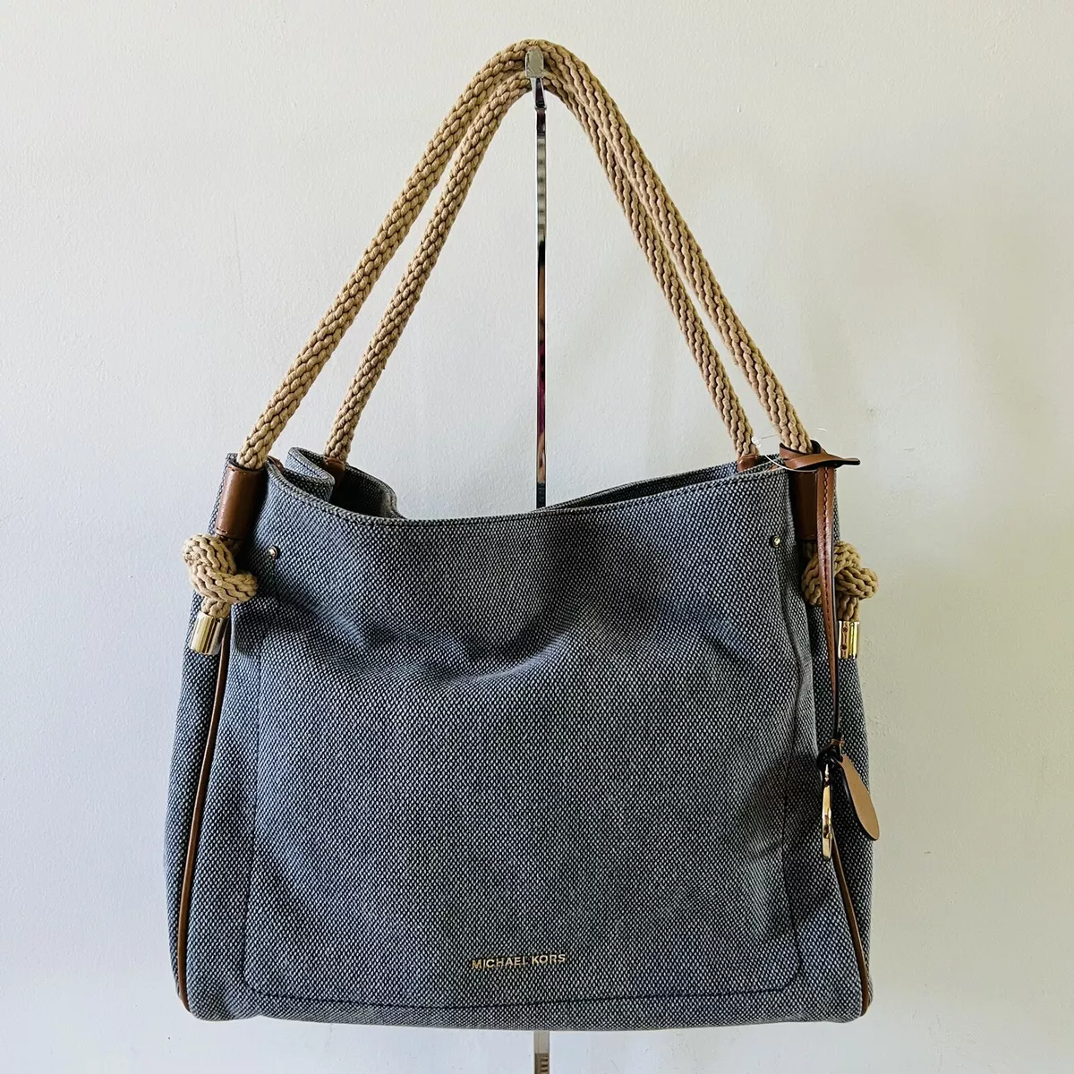 MICHAEL KORS Isla Navy Large Grab Tote Bag