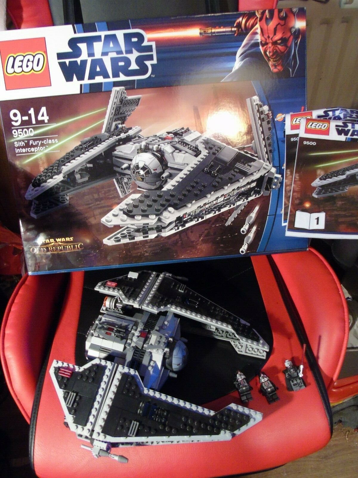 Lego Star Wars Old Republic Sith Fury-class Interceptor 9500 Lego Star Wars Old Republic Sith Fury-class Interceptor 9500