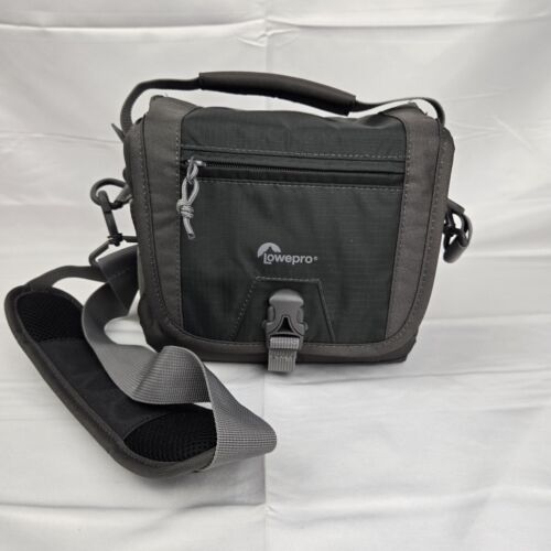 Lowepro Camera Bag Nova Sport 7L AW - Grey Camera Bag with Shoulder Strap