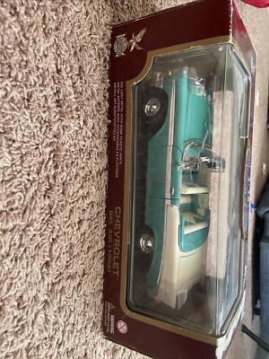 Road Legends 92128 Die Cast Metal 1956 Chevrolet Bel Air 1