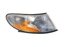 URO Parts Front Passenger Right Turn Signal Light Assembly For Saab 9-3 1999-03