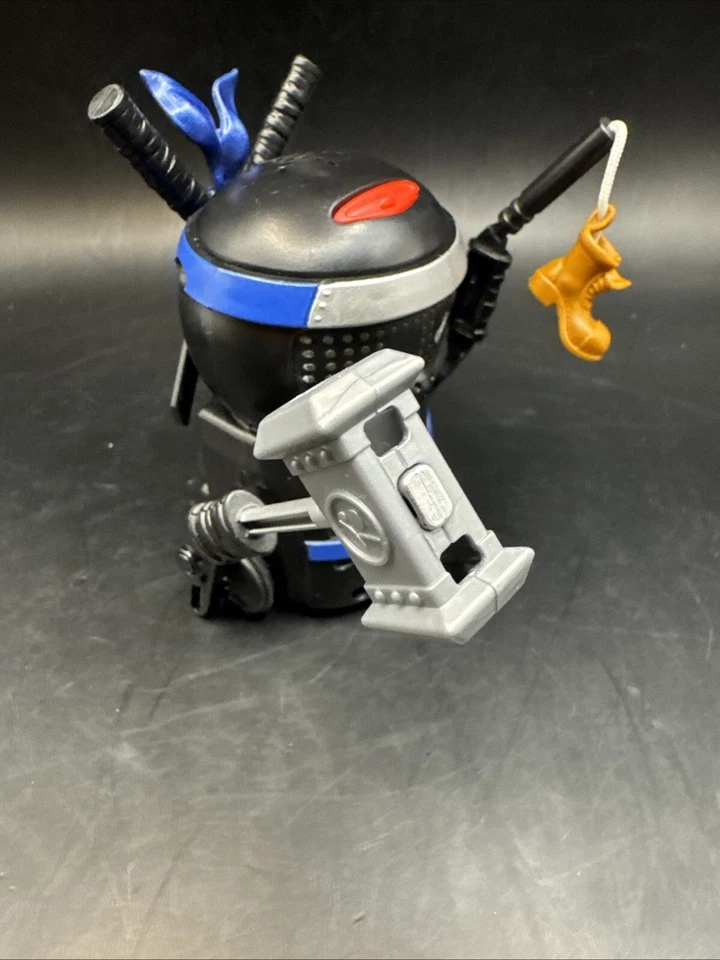 Spinmaster Ninja Bots Battling Robots black with boot and hammer - Works - Image 2 of 4