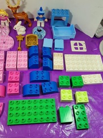 LEGO DUPLO 10542 Sleeping Beauty Fairy Tale Complete w/Deer 2 ex Roof Blocks