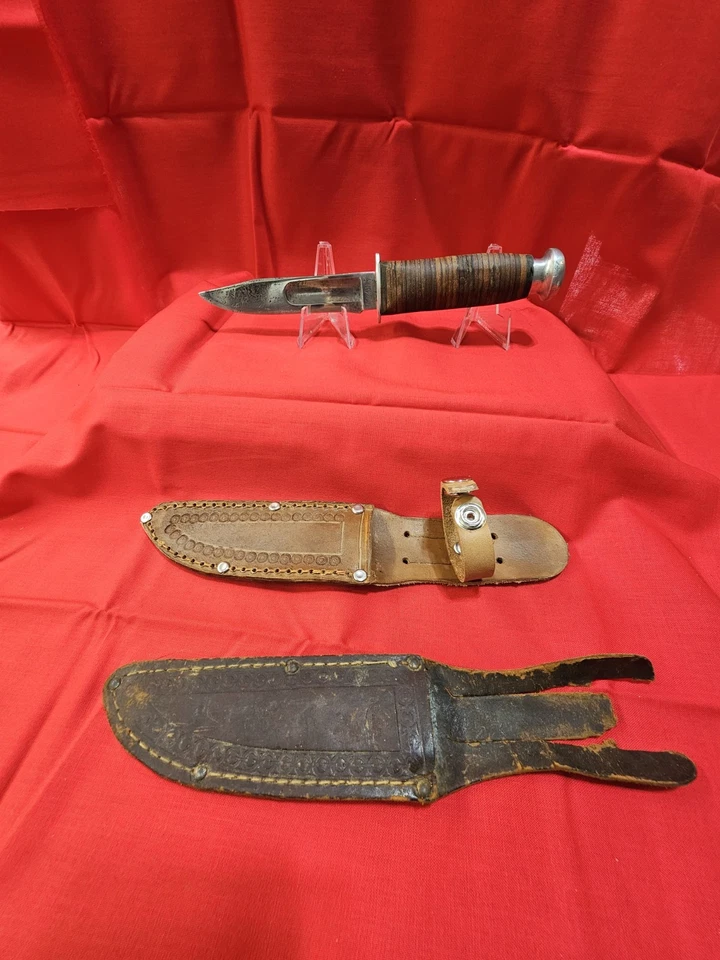 Cuchillo de caza vintage KINFOLKS EE. UU. 9,5 en general con funda Foto 3 de 4