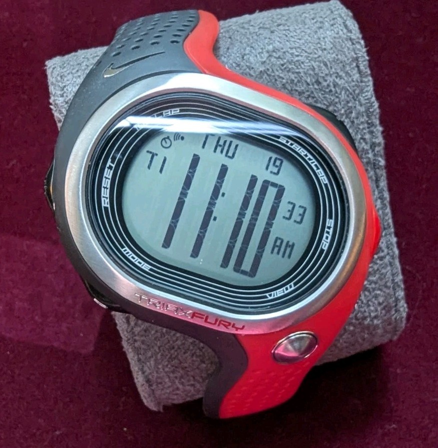 Nike Triax Fury Digital Sport Watch WR0140 Black Red Unisex Adult