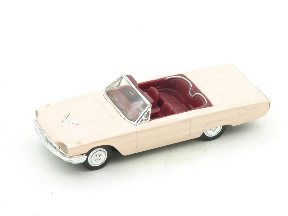 Road Signature Ford Thunderbird Contemporary Manufacture Diecast