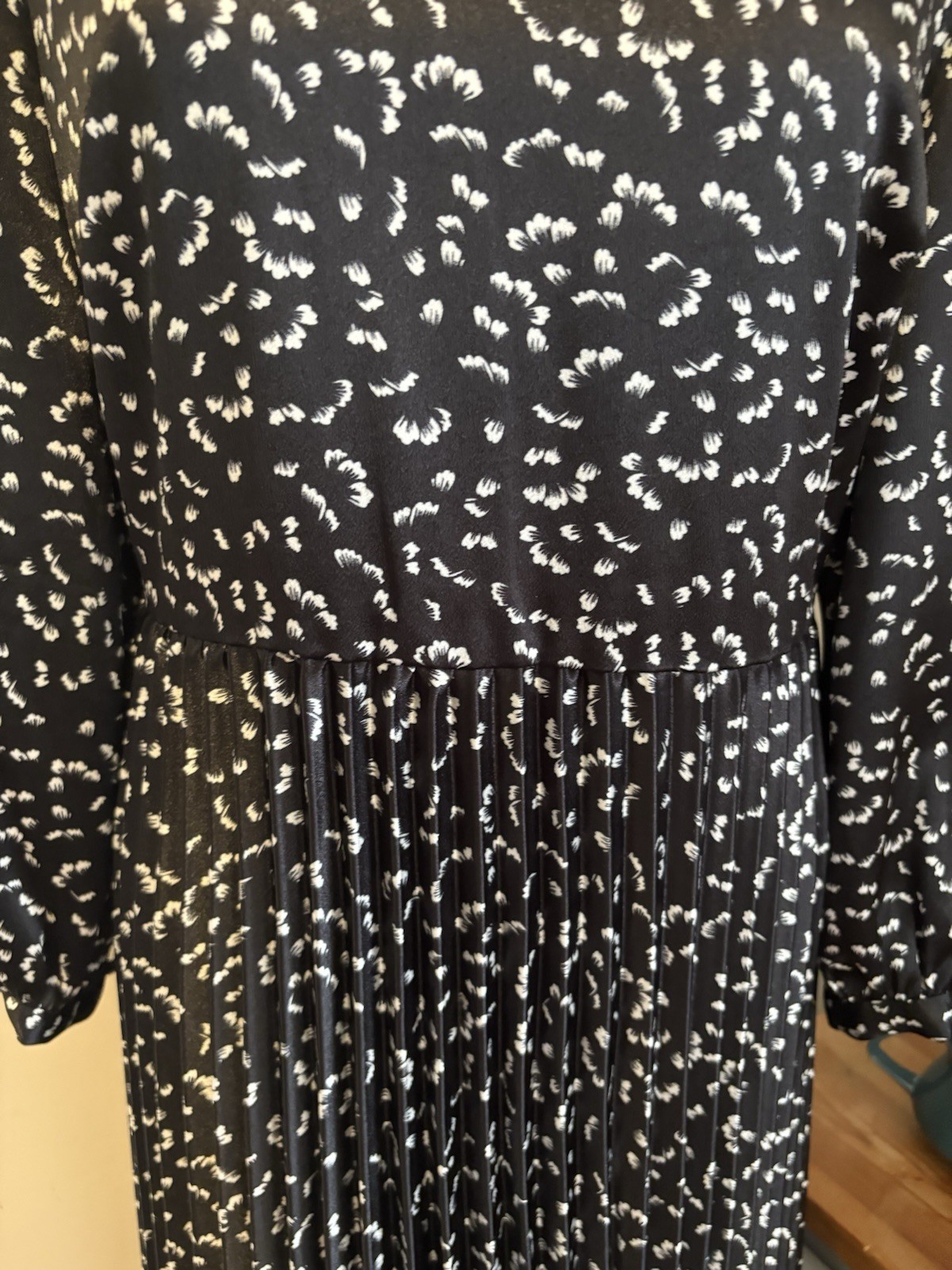 Picture 4 of 20