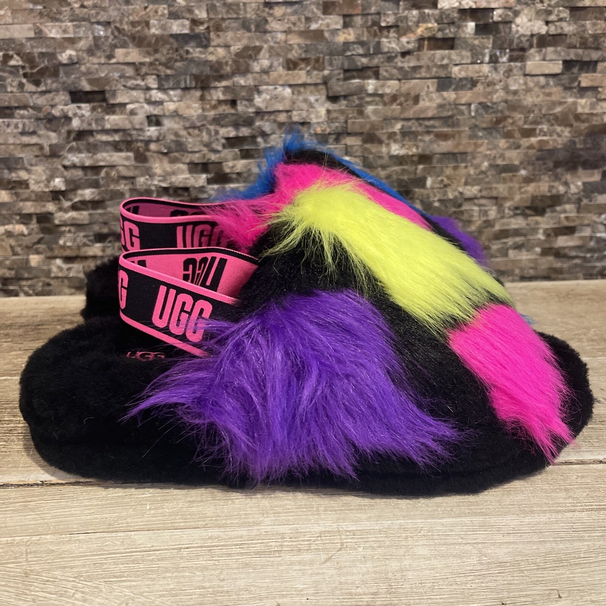 UGG カラフルファーサンダル Fluff Yeah Pixelate s-l400.jpg