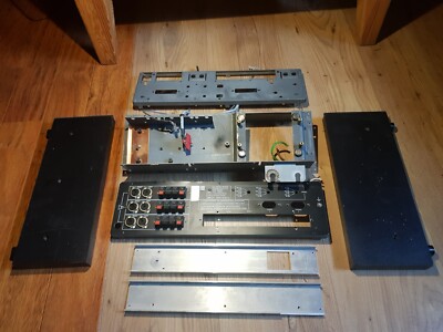 Dual CV 1600 Rückwand Seitenteile Chassis Teile Lautsprecher Buchsen Klemmen