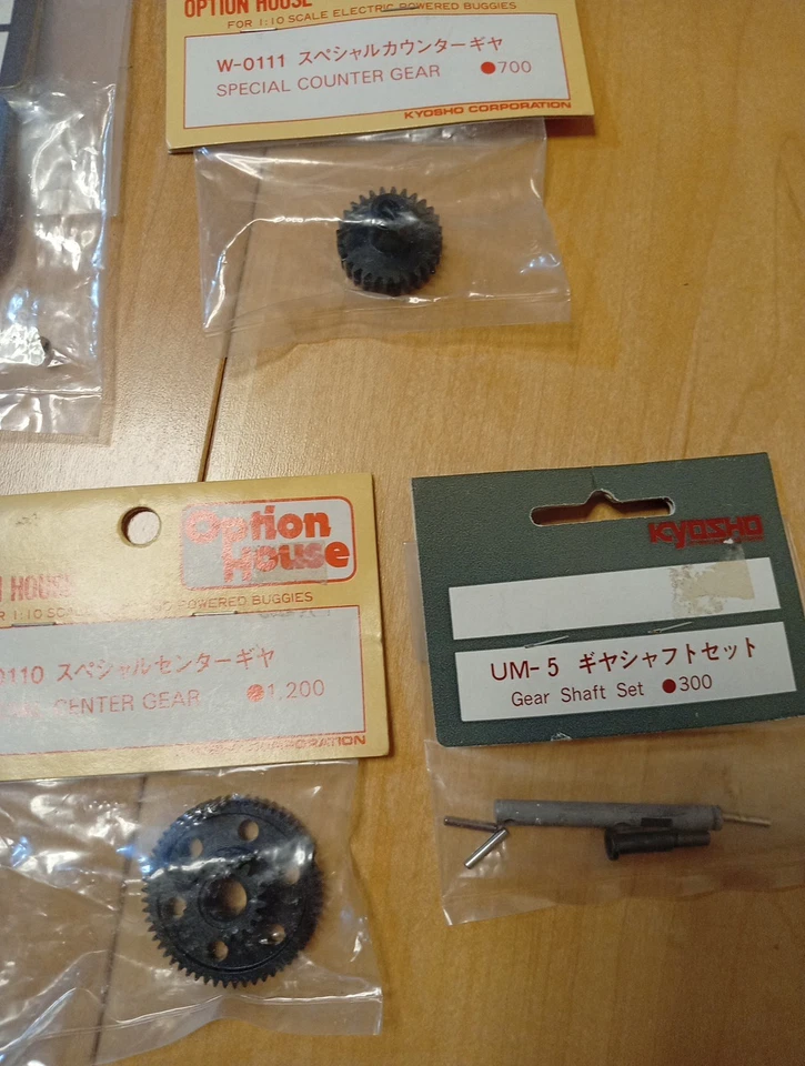 Kyosho Ultima parts Vintage - Image 2 of 4