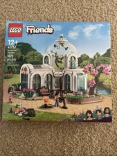 LEGO 41757 - FRIENDS: Botanical Garden - Brand New! Fast Free Shipping!