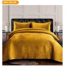 Lugano Gold Velvet Quilt Set - 3-Piece King Size with Fade Resistant Technology