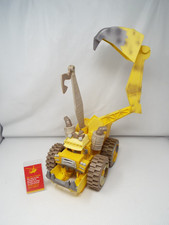 Disney Pixar Screamin' Banshee Junkyard Excavator Toy          LM7d