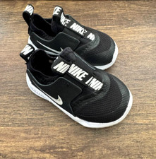 Nike Flex Runner Toddler Sneakers Size 5C Toddler Black White Slip On AT4665-001