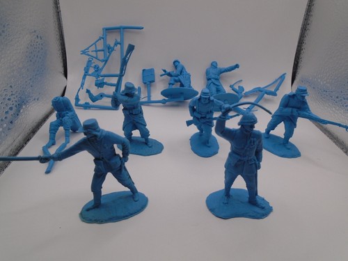 Conte Collectibles French Foreign Legion Plastic Figures 54mm Set of 8 - Picture 2 of 10
