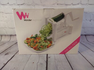WONDER veg slicer / used ONE time - perfect condition   THREE DIFFERENT BLADES