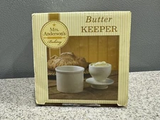HIC Mrs. Anderson’s Baking Spreadable Butter Keeper 4” Earthenware NOS
