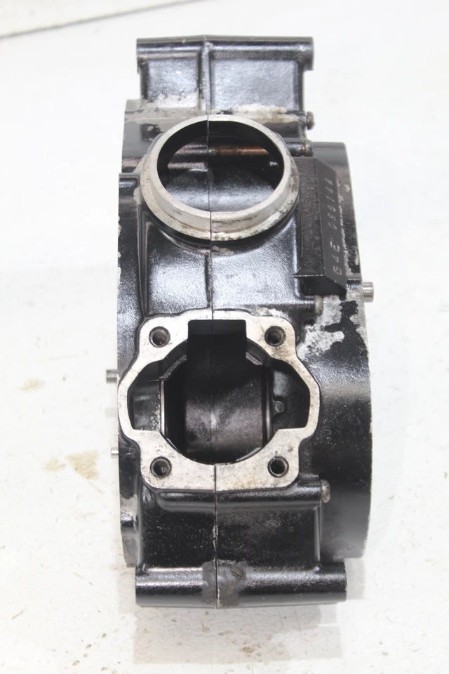 Kawasaki KV100 1975 motor izquierdo derecho cárter cárter cárter bloque Foto 4 de 4