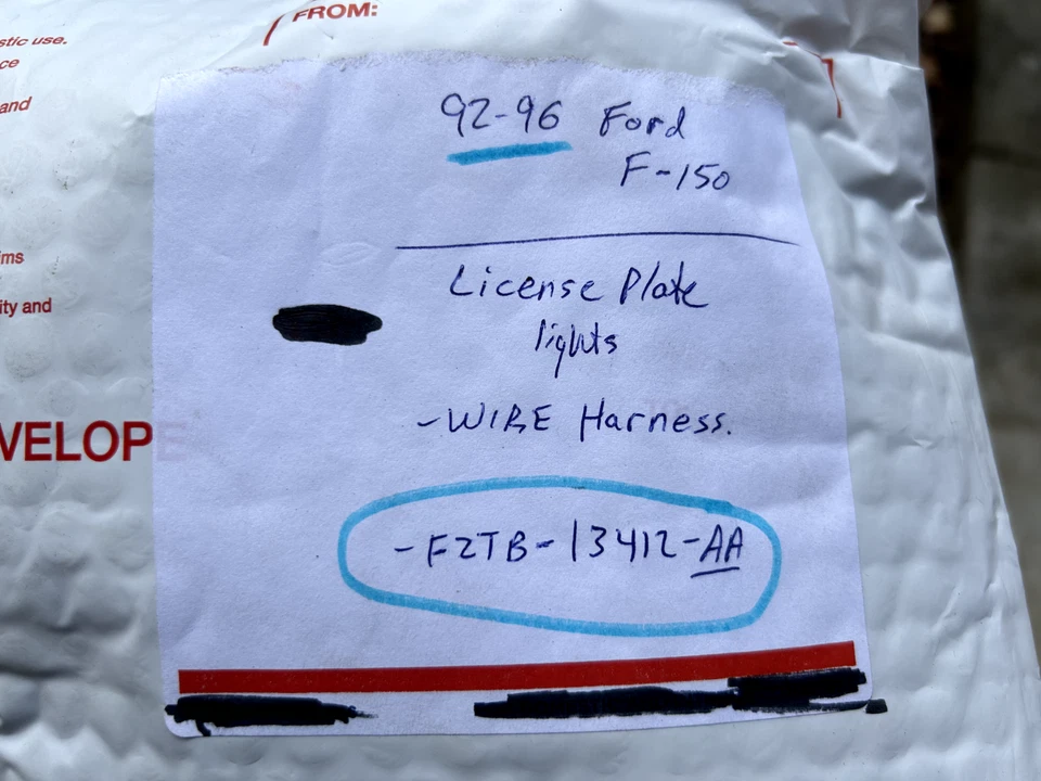 92-96 Ford F150 F250 F350 Pickup Only - Rear LICENSE PLATE Light WIRING HARNESS  - Image 2 of 4