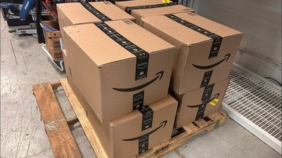 Ultimate Mega Value Premium Bundle   High-End Liquidation Mix Amazon - Large