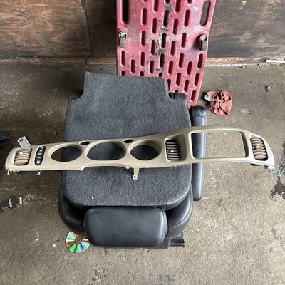  00-05 BUICK LESABRE DASH SPEEDOMETER INSTRUIMENT CLUSTER BEZEL TRIM PANEL TAN