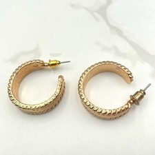Vintage Gold Tone Wide Hoops Earrings Rope Edge Dome Chunky Post Back Retro 80s