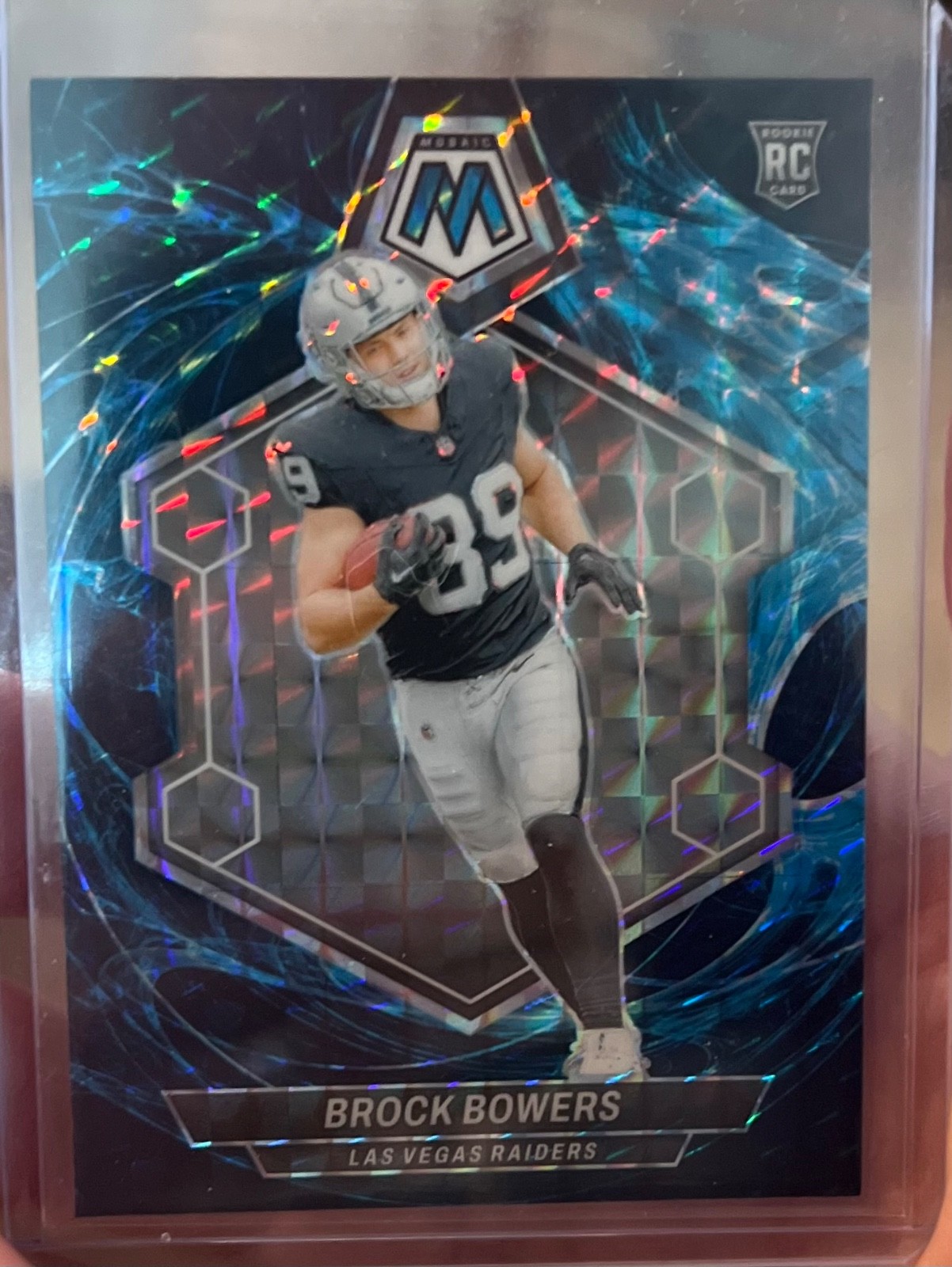 2024 Panini Mosaic - Rookies Brock Bowers #313 Genesis Mosaic Prizm (RC)