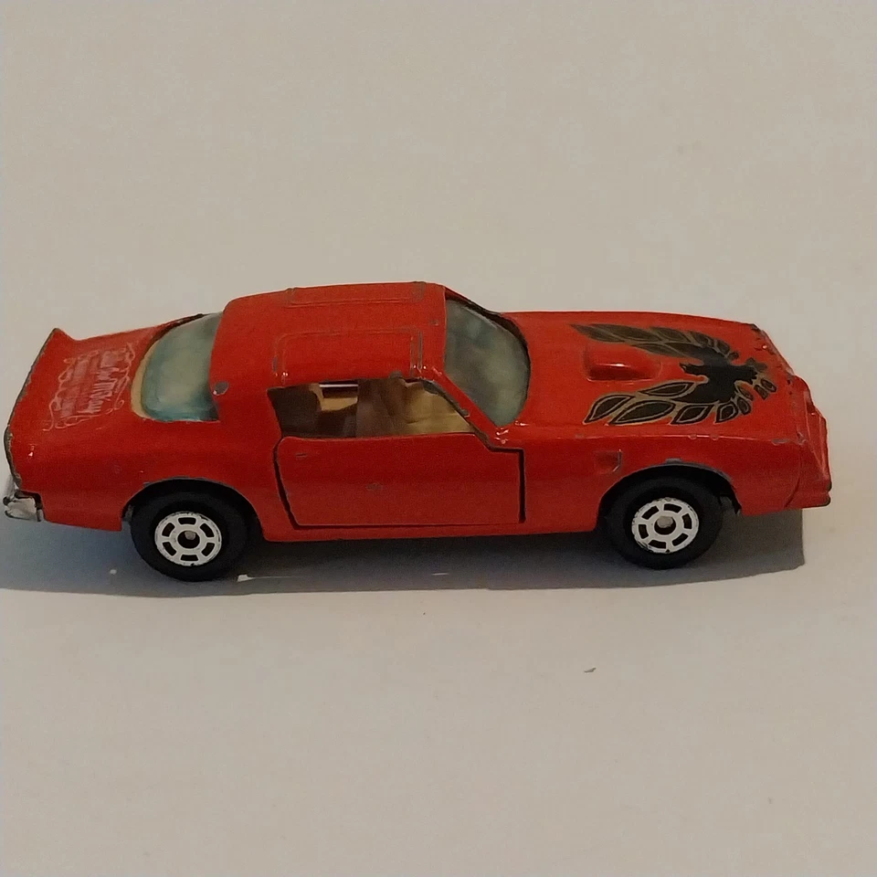 BILLY JOE MCKAY 1981 PONTAIC TRANS AM - BJ & THE BEAR - VERMELHO - CARRO YATMING - Imagem 4 de 4