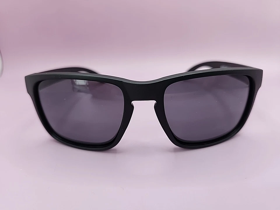 NUEVAS gafas de sol de viaje Pangea Reef. Negro, Acanthuras Foto 2 de 4