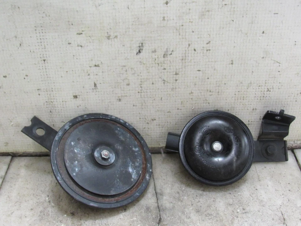 03 04 05 06 07 08 09 10 11 HYUNDAI ACCENT Horn - Image 2 of 4