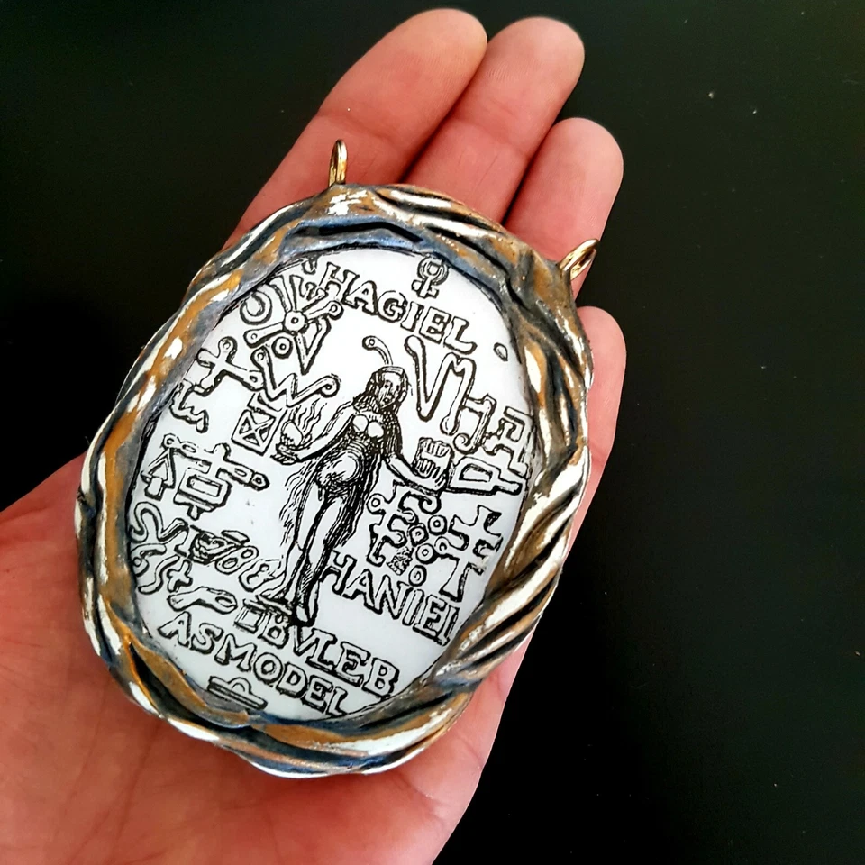 magic talisman effective power attraction fortune money amulets pendant necklace - Image 3 of 4