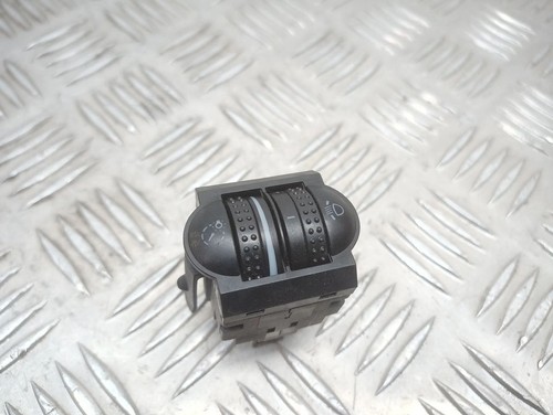 Volkswagen PASSAT B5.5 2003 Schalter Leuchtweitenregulierung UST101557