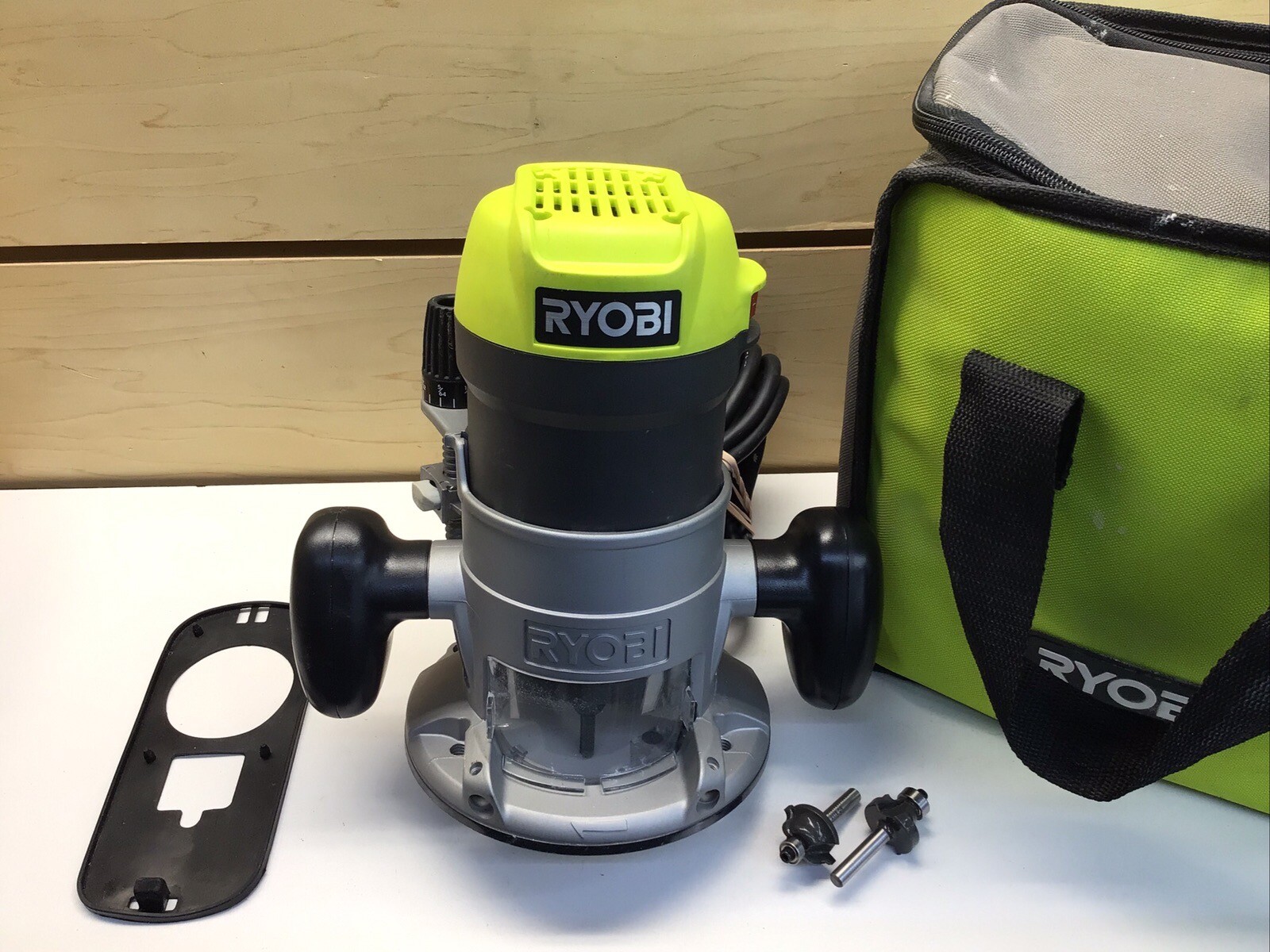 Ryobi R163G 120v 8.5 Amp 1-1/2 Peak HP Fixed Base Corded Router- Used ...