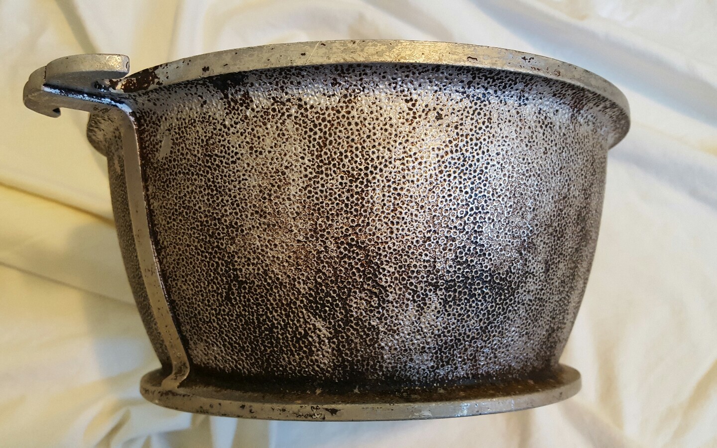 Guardian Service Cookware 9 3/4" X 4 5/8" Heavy Hammered Aluminum Mid Cen Vtg