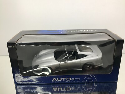 AUTOART 71011 CHEVY CORVETTE CALLAWAY C12 -SILVER METALLIC 1:18- GOOD IN BOX