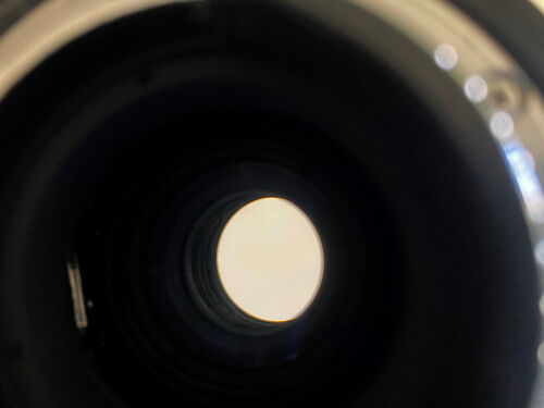 Nikon lens 19mm TS F4 E ED BRAND NEW very careful owner - Picture 2 of 5