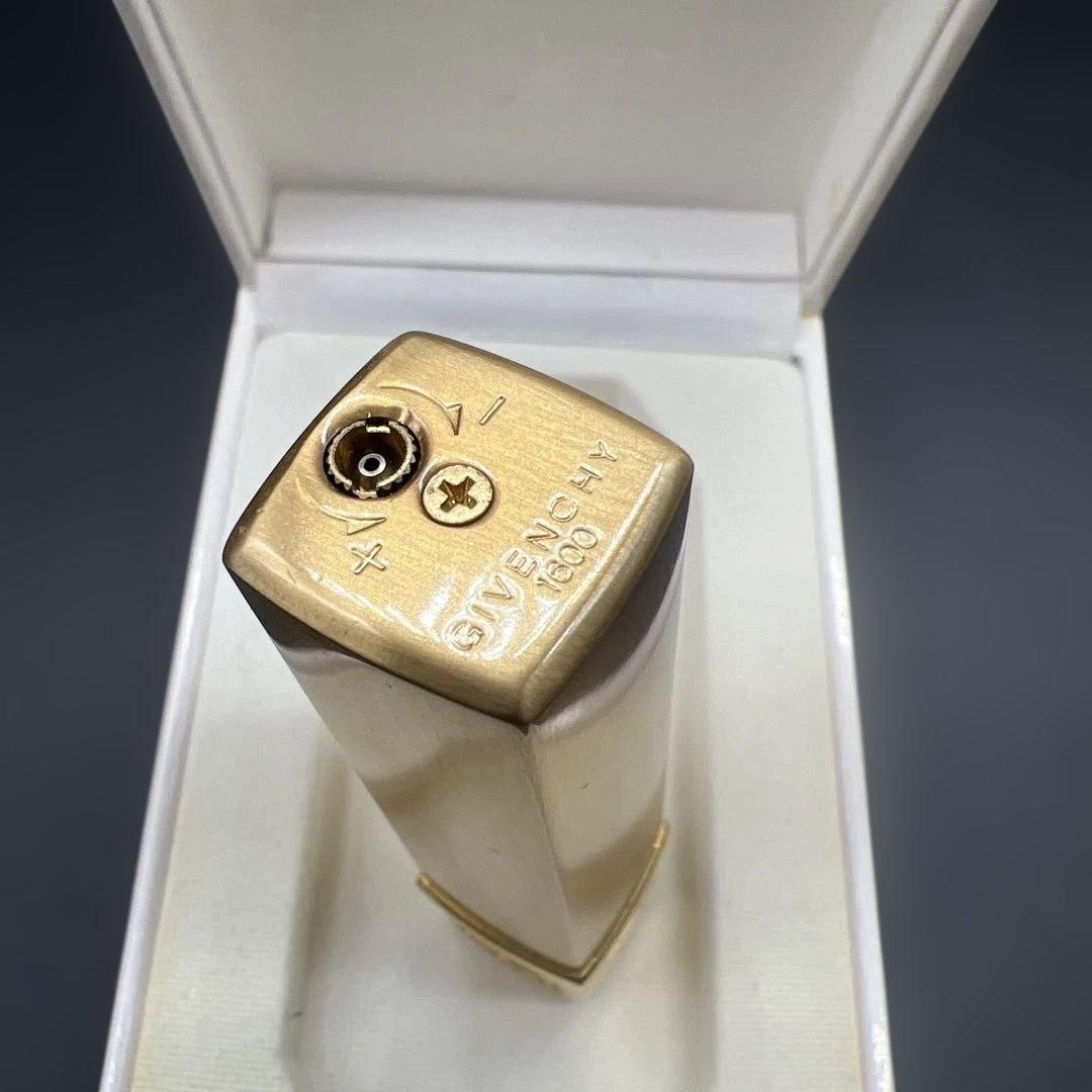 GIVENCHY Gold Logo Lighter Slim Used with Box Rare thumbnail 5