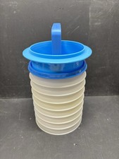 Tupperware #1925 1/3lb Burger Patty Keepers Size 5" Lot of 8 W/ Lid /Press Ring