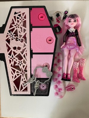 Monster High G3 Fearidescent Draculaura, Case, Outfit, Accessories