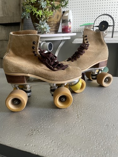 Vintage RIEDELL Roller Skates Size 5 M Suede Tan Red Wing Sure-Grip Jogger 130l