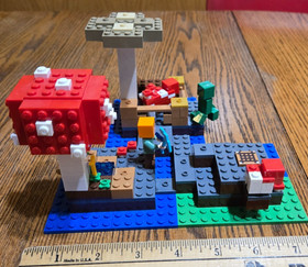 2017 LEGO MINECRAFT MUSHROOM ISLAND SET #21129, COMPLETE