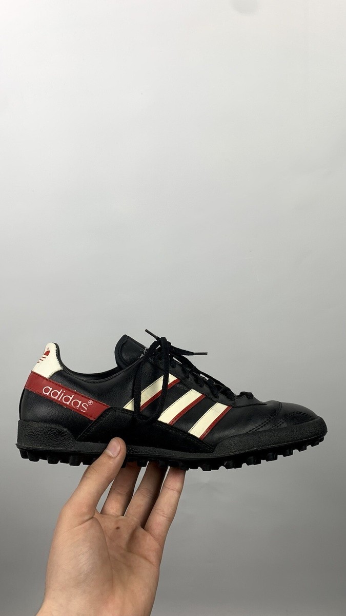 靴 80