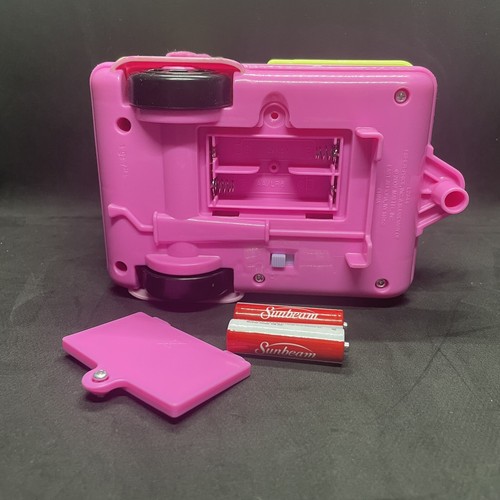 Fisher Price Little People Sarah Lynn Camping Adventure Camper with Accessories - Picture 16 of 23