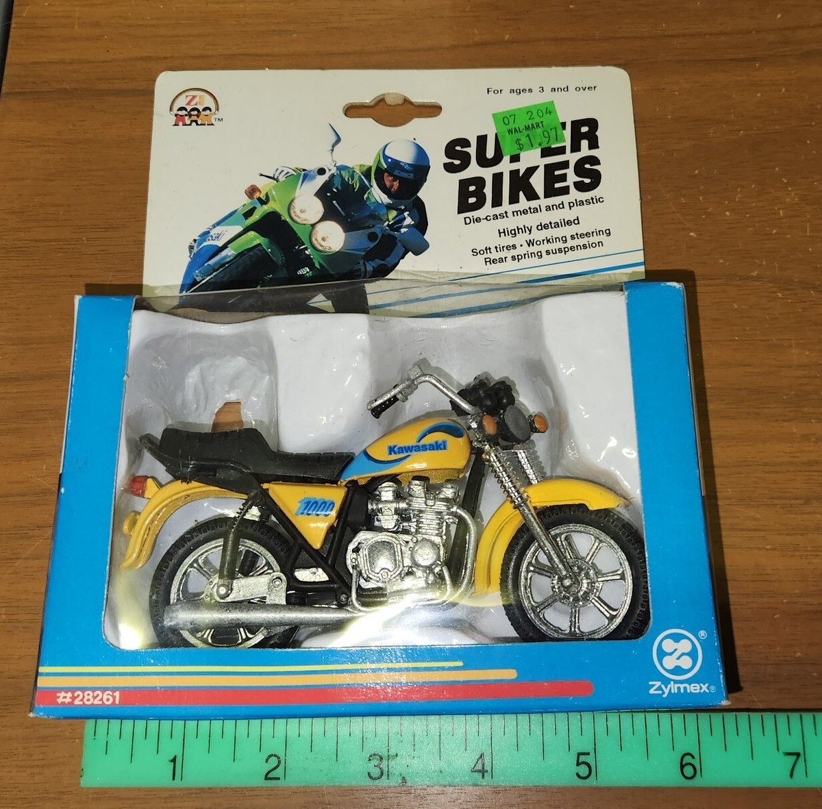 zylmex ZEE Toys 1:18 Scale Super Bikes Kawasaki 1000 - 1993 W6 | eBay