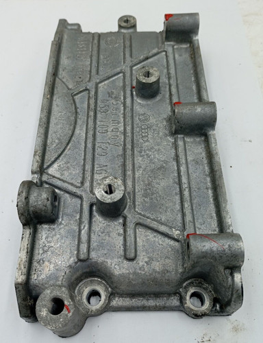 Original Audi A6 4F 3.0 TDI Stirndeckel Links 059109129AG