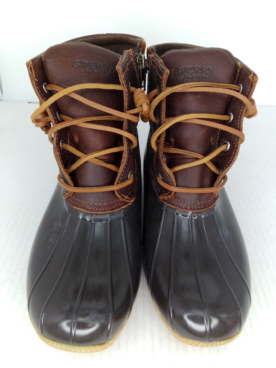 sperry duck boots tied