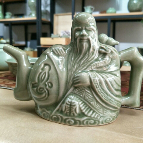 Bouilloire à thé chinoise en céramique faite main Assassin's une casserole - Photo 1 sur 7