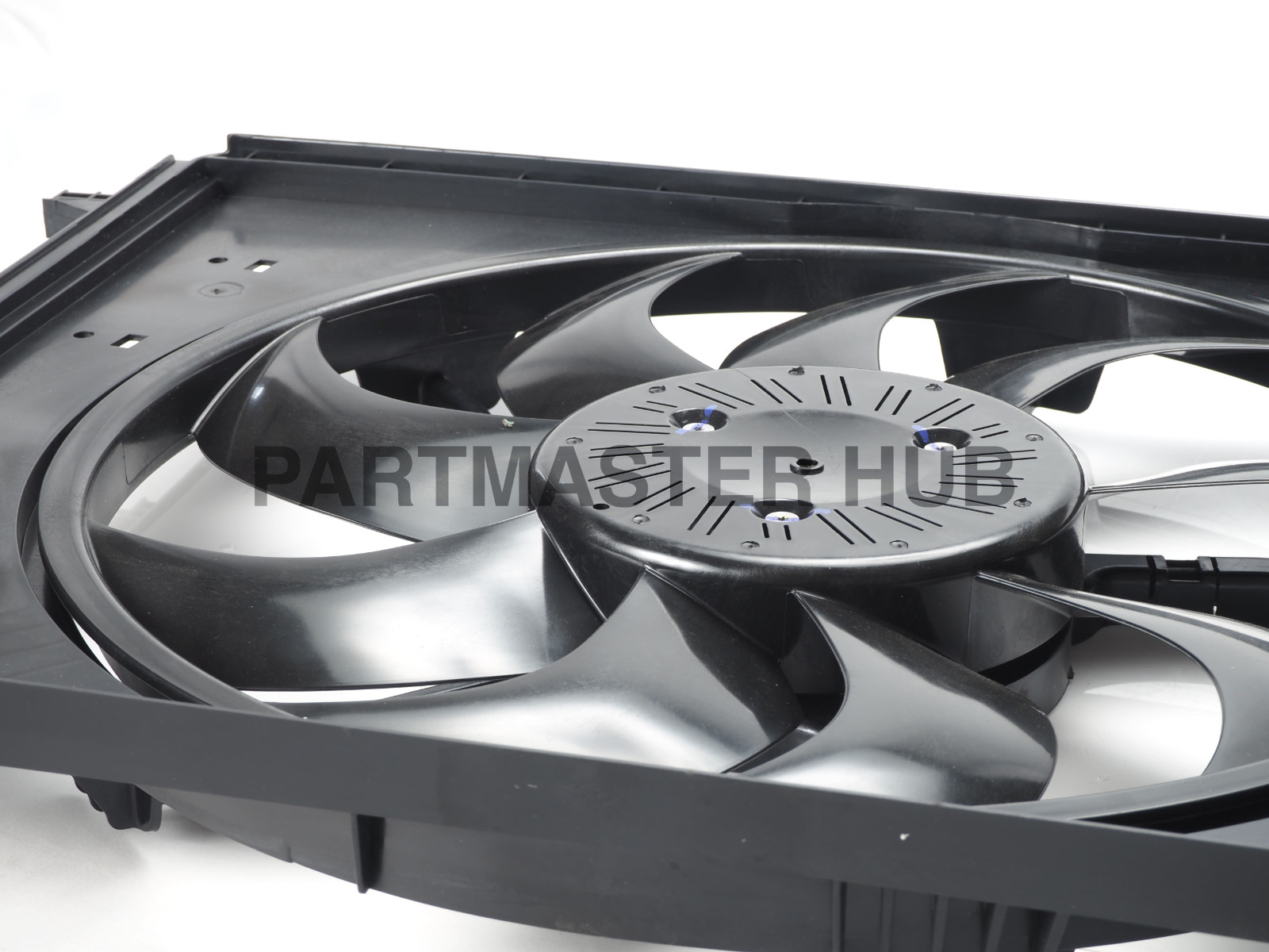 Maserati Quattroporte S Q4 2017-2024 Cooling fan motor P/N 670107328