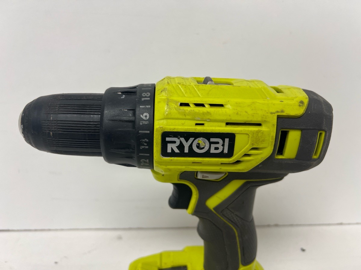 18v Ryobi Drill With Battery (P08030429)
