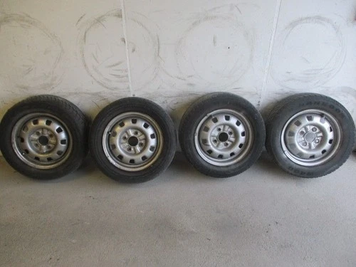 !!! 4x Winterreifen 195 / 60 R14 86 3-5mm + 4x Felgen 5,5Jx14 ET46 Hyundai !!! - Bild 1 von 23